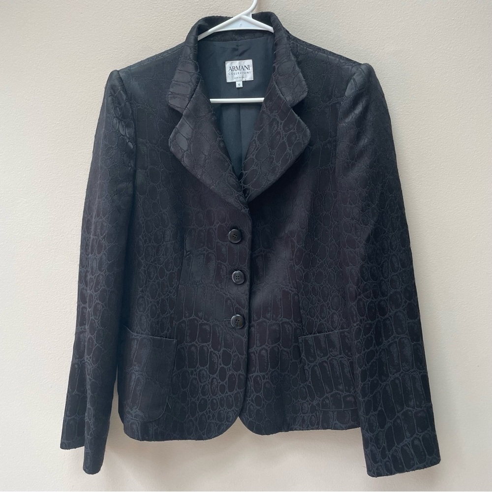 Armani Collezioni Black Satin Women’s Jacquard Reptile Skin Blazer Size 10 - Picture 3 of 7